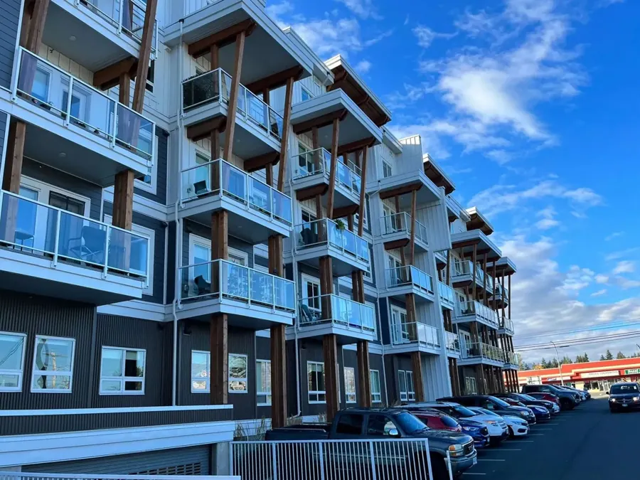 Ocean Front Village, Courtenay — project photograph 1