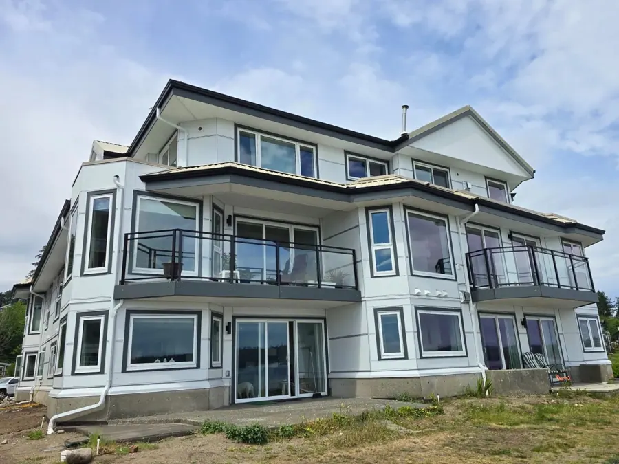 SEASIDE, Campbell River — project photograph 7